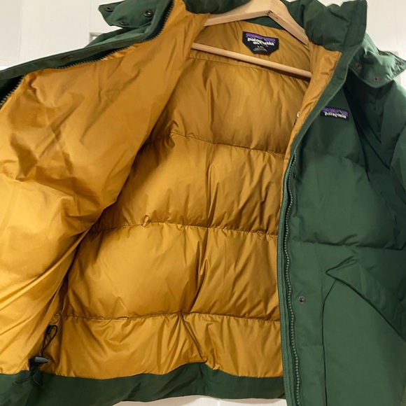 Patagonia Green Puffer Jacket - Picture 4 of 7